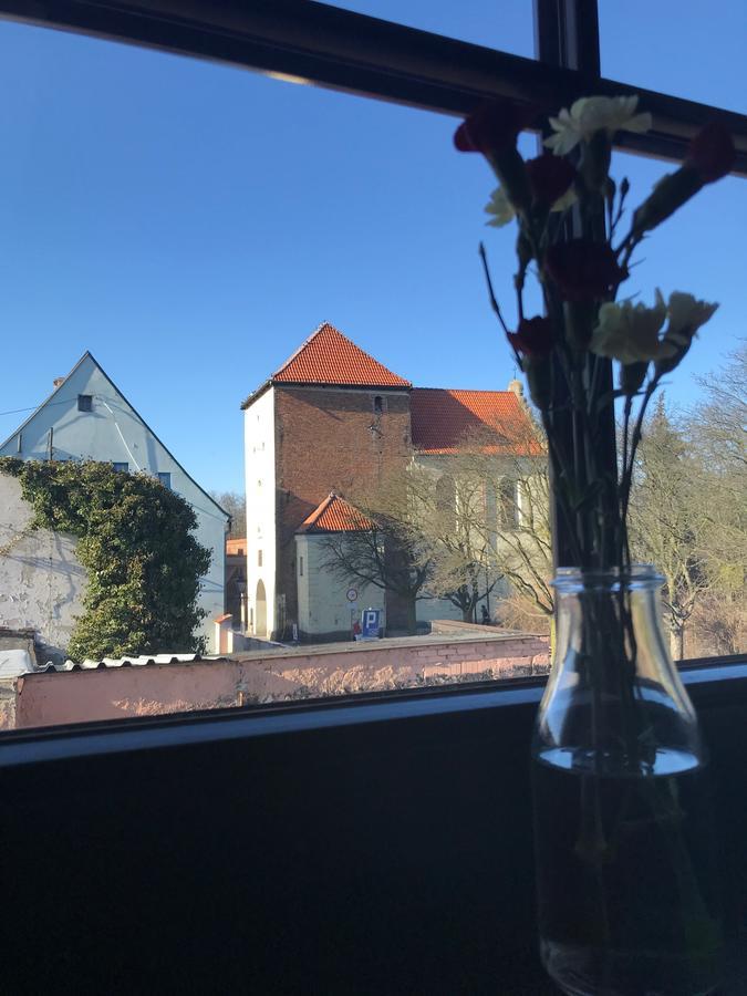 Stary Spichrz Kawiarnia & Noclegi Chełmno Exterior foto